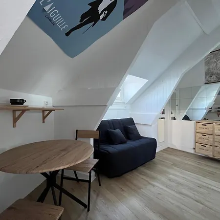 La En Face - Vue Sur La Et Les Falaises *